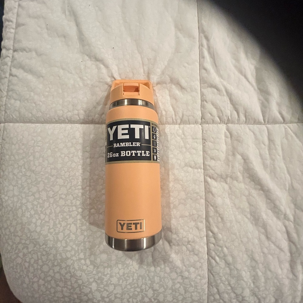- New peach color 26oz yeti rambler bottle with color matched lid